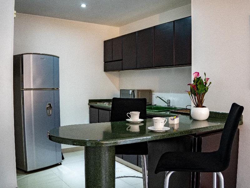 Richmond Suites image