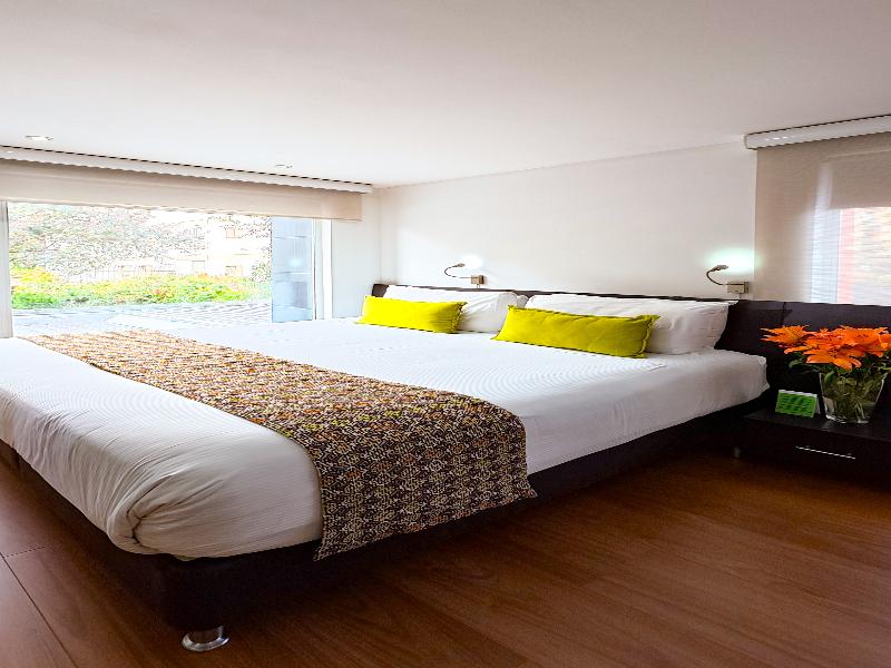 Richmond Suites image