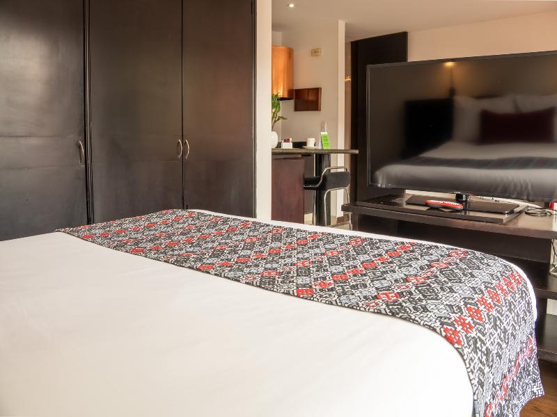 Richmond Suites image