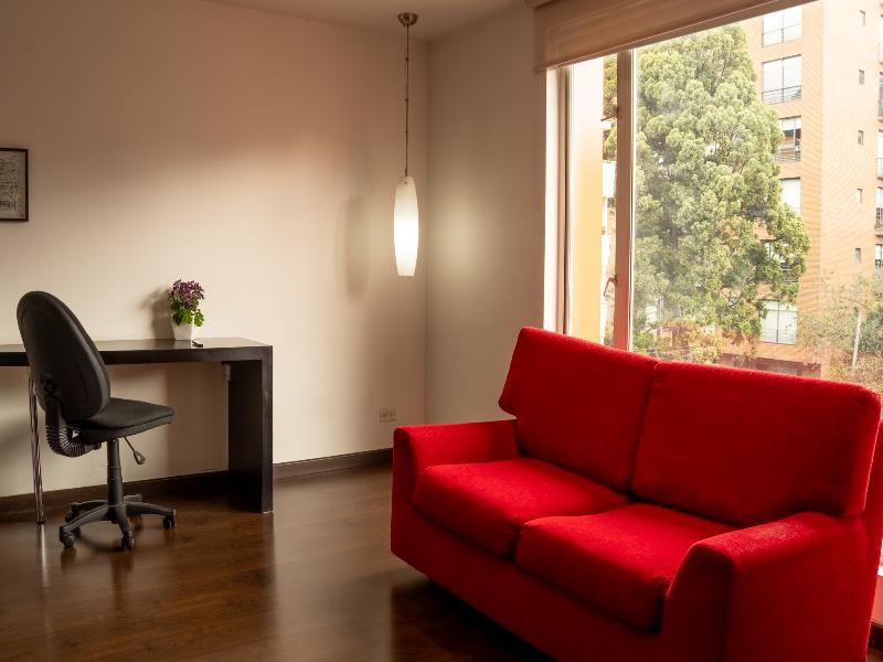Richmond Suites image