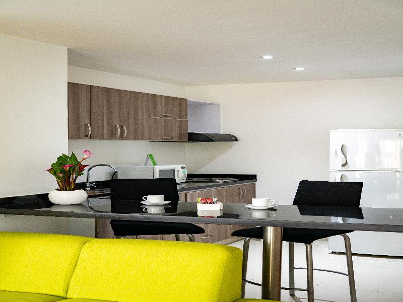 Richmond Suites image