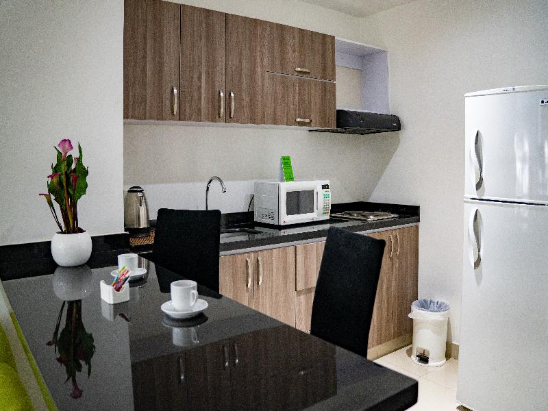 Richmond Suites image