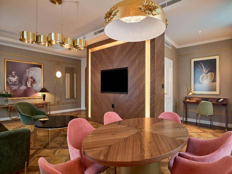 Hotel Saski Krakow, Curio collection by Hilton image