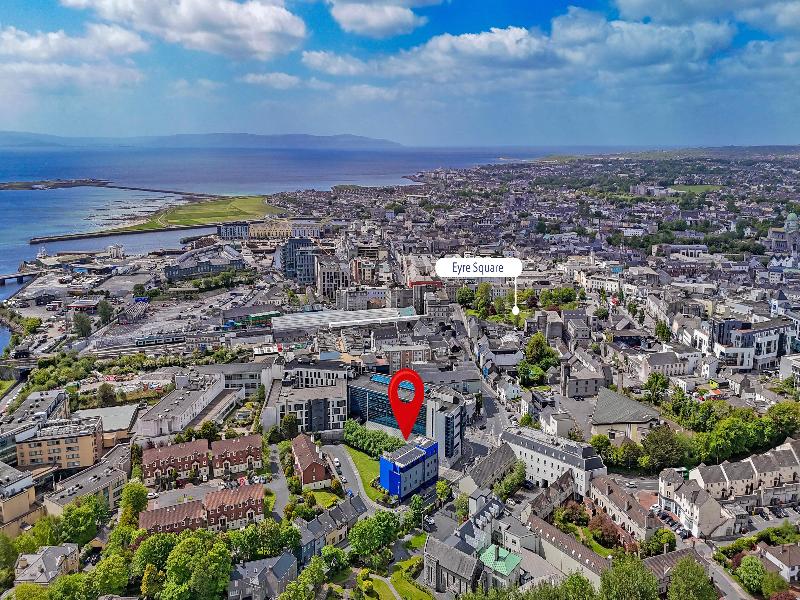 Snoozles Galway City Centre image