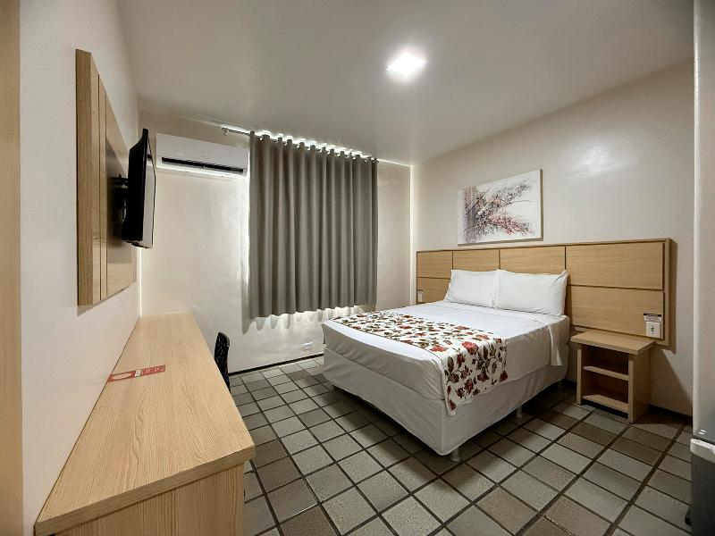 Hotel Dan Inn Express Salvador By Nacional Inn image