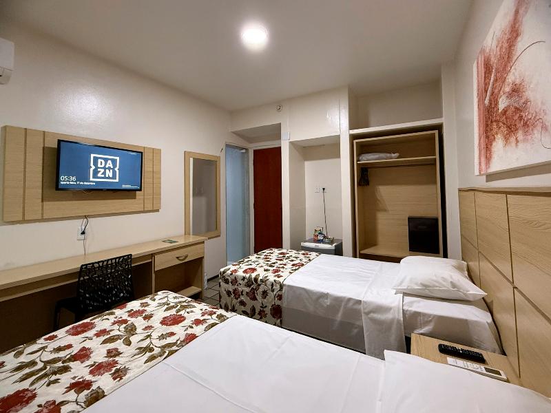 Hotel Dan Inn Express Salvador By Nacional Inn image