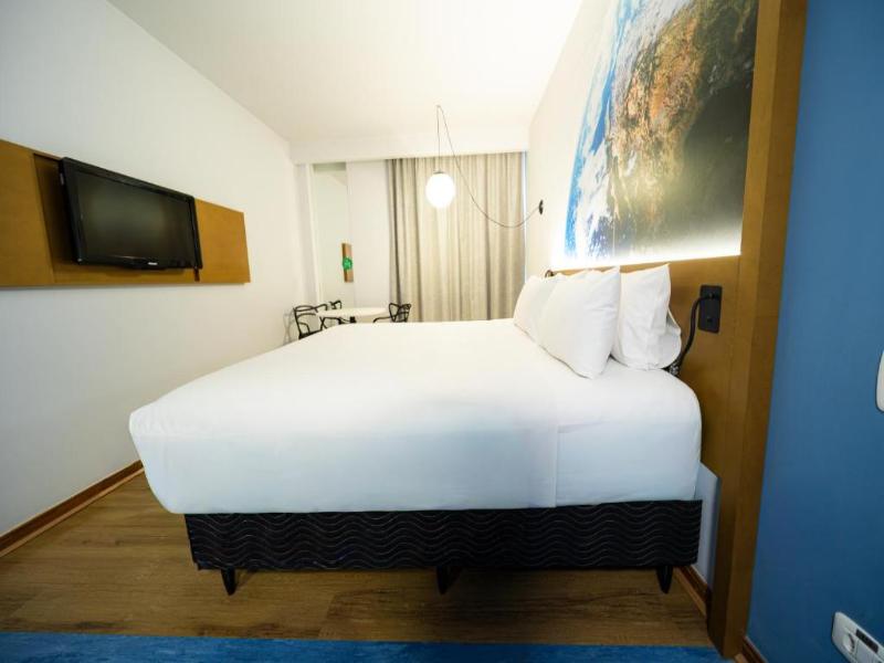 Euro Suite Curitiba Batel image