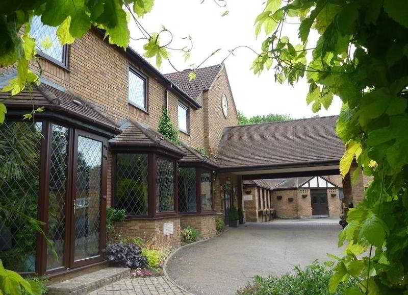 Hunting Lodge Hotel