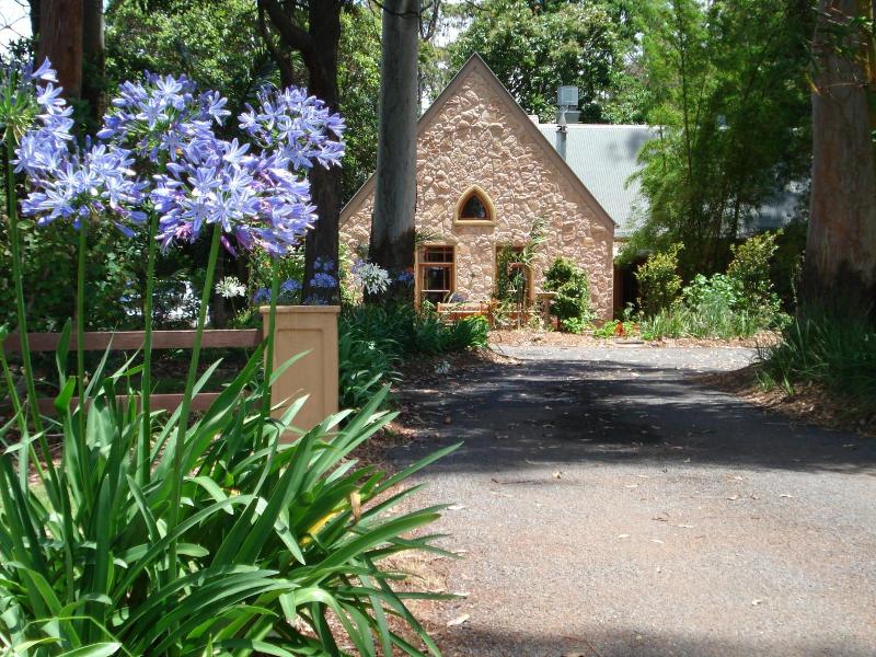 Witches Falls Cottages On Tamborine image