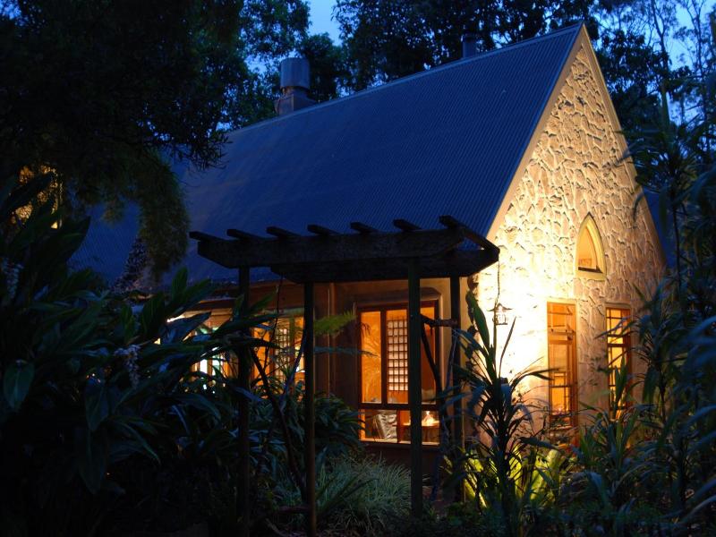 Witches Falls Cottages On Tamborine image