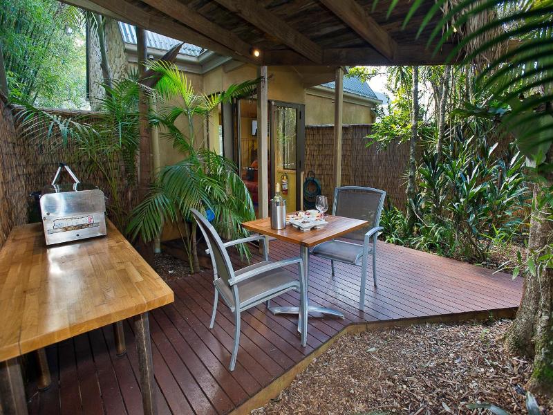 Witches Falls Cottages On Tamborine image