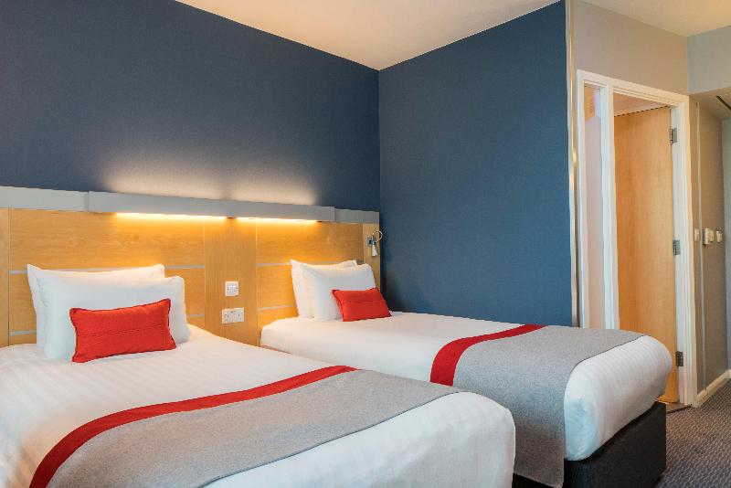 Holiday Inn Express Doncaster image