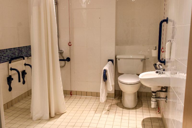 Holiday Inn Express Doncaster image