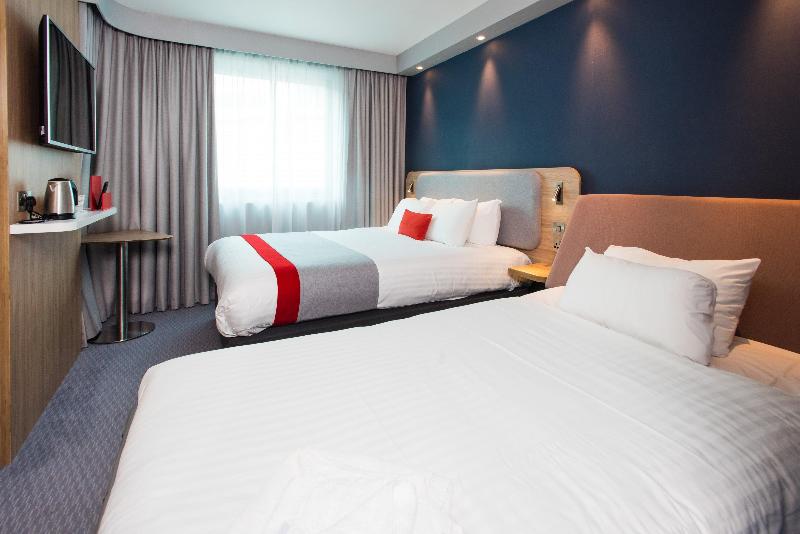Holiday Inn Express Leeds City Centre Armouries image