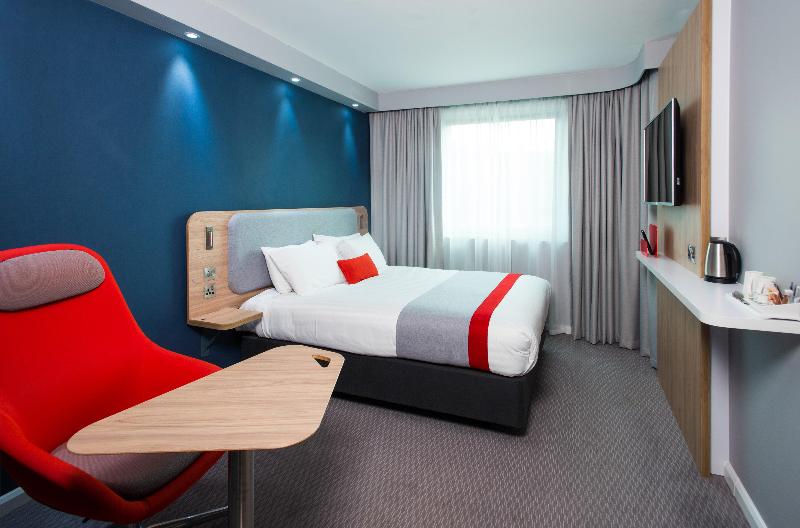 Holiday Inn Express Leeds City Centre Armouries image
