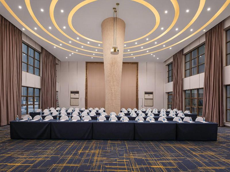 Ramada Plaza By Wyndham Shenzhen North image