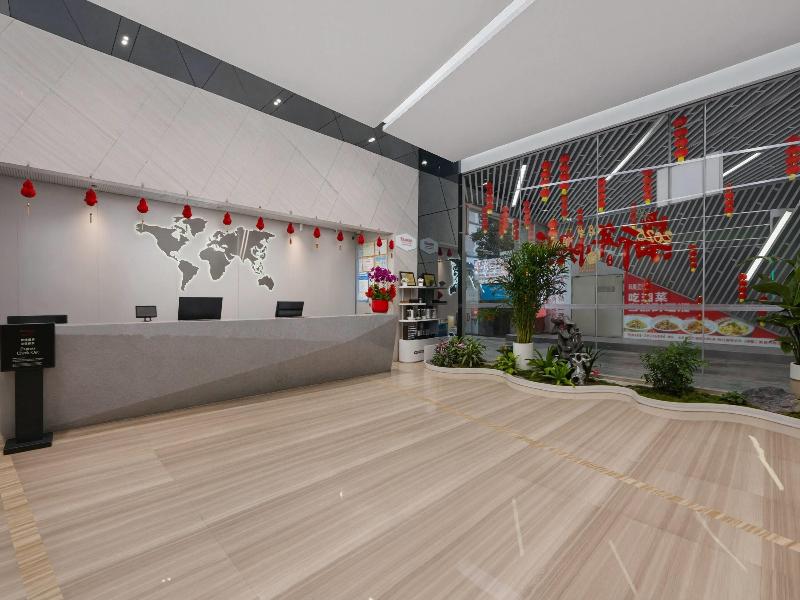 Ramada Plaza By Wyndham Shenzhen North image