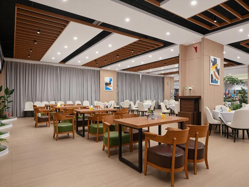 Ramada Plaza By Wyndham Shenzhen North image
