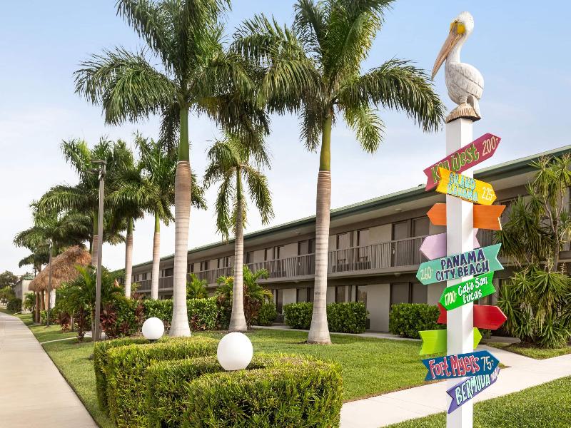 Ramada by Wyndham Sarasota Waterfront image