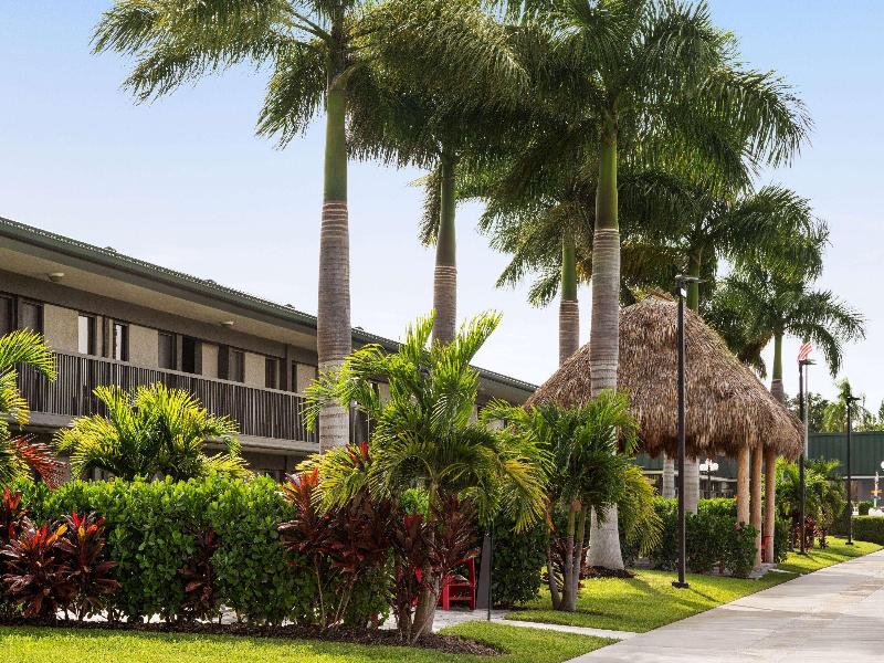 Ramada by Wyndham Sarasota Waterfront image