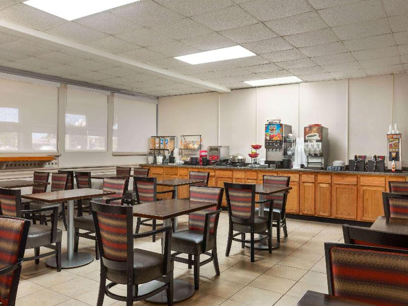 Ramada by Wyndham Sarasota Waterfront image