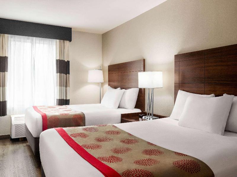 Ramada by Wyndham Sarasota Waterfront image