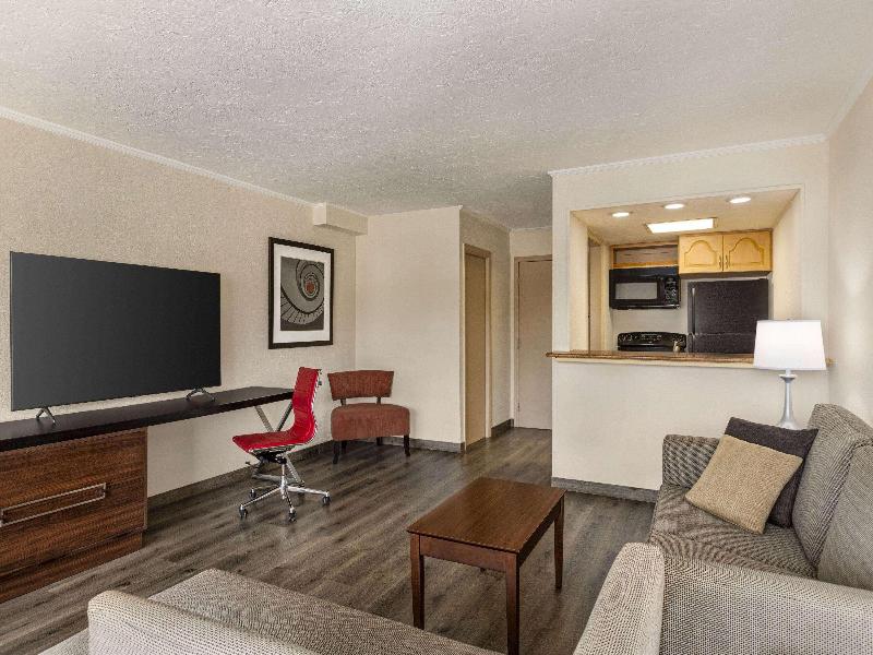 Ramada by Wyndham Sarasota Waterfront image