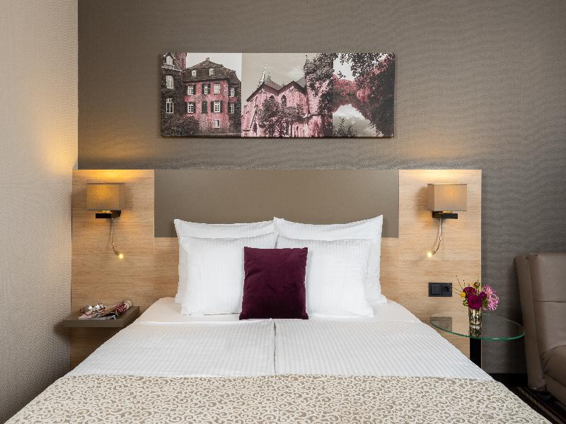 Leonardo Hotel Düsseldorf Airport - Ratingen image