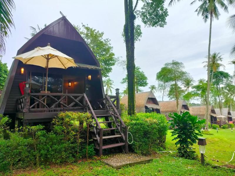 Koh Kood Beach Resort image