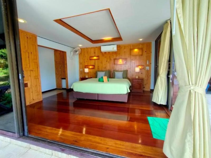 Koh Kood Beach Resort image