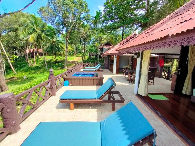 Koh Kood Beach Resort image
