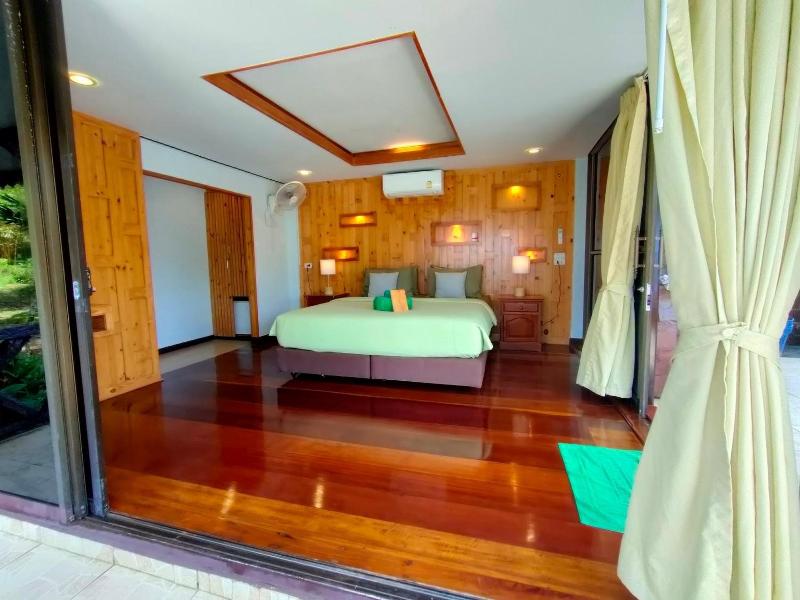 Koh Kood Beach Resort image