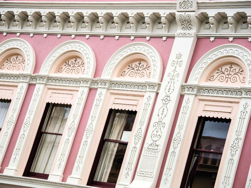 Mantra Charles Hotel Launceston