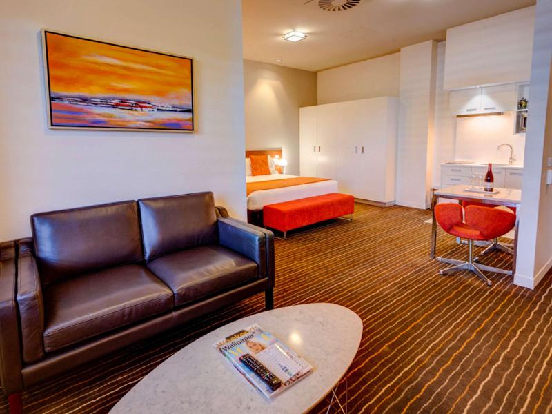 Mantra Charles Hotel Launceston
