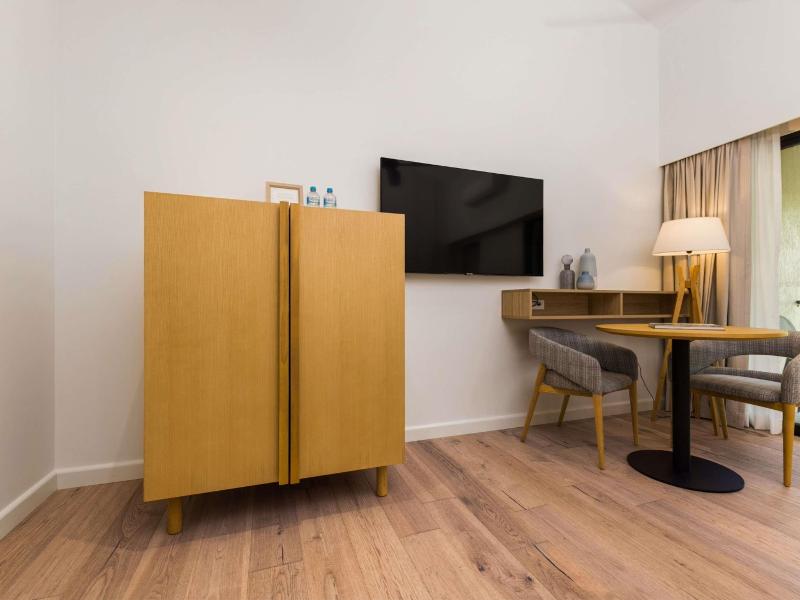 Mercure Darwin Airport Resort image