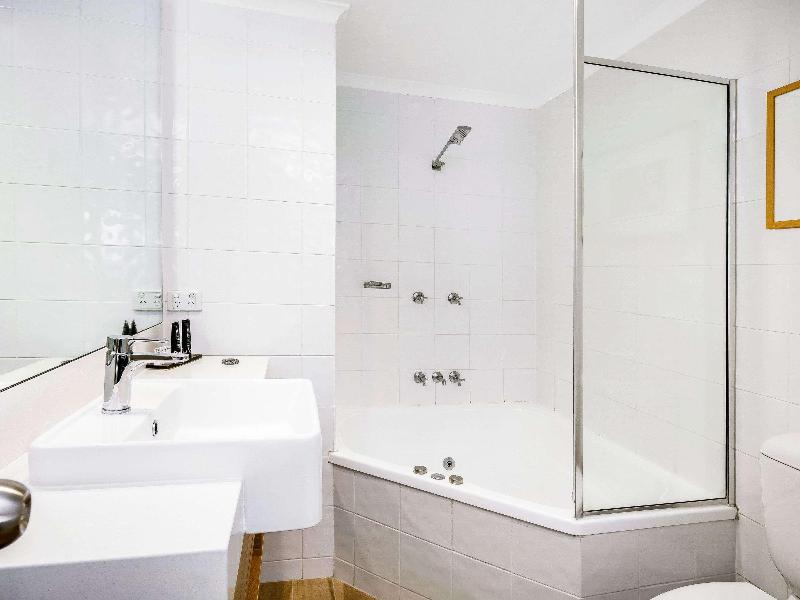 Mantra Portsea Port Douglas image