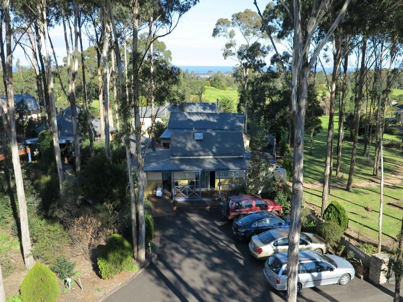 Lakes Entrance Waverley House Cottages