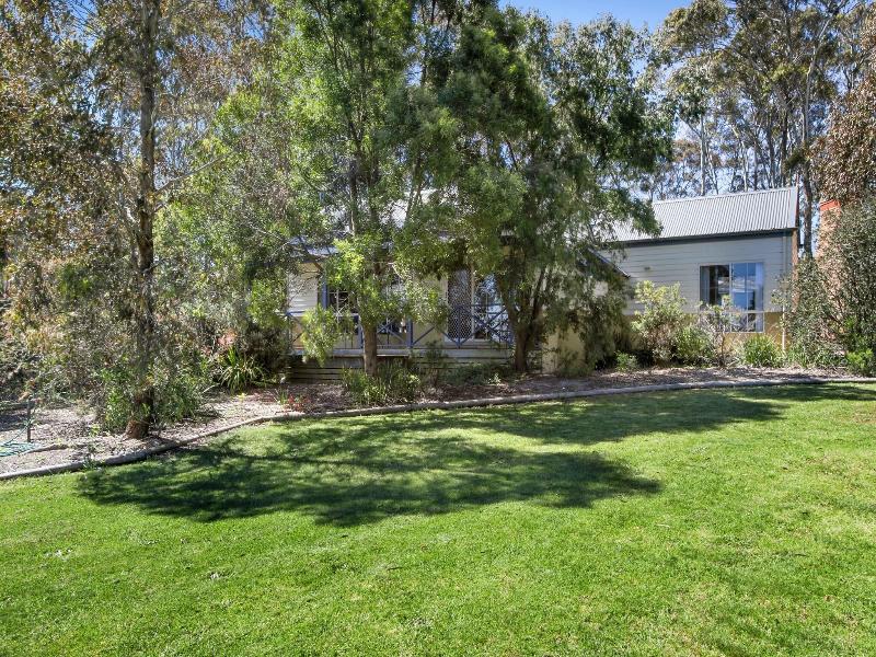 Lakes Entrance Waverley House Cottages