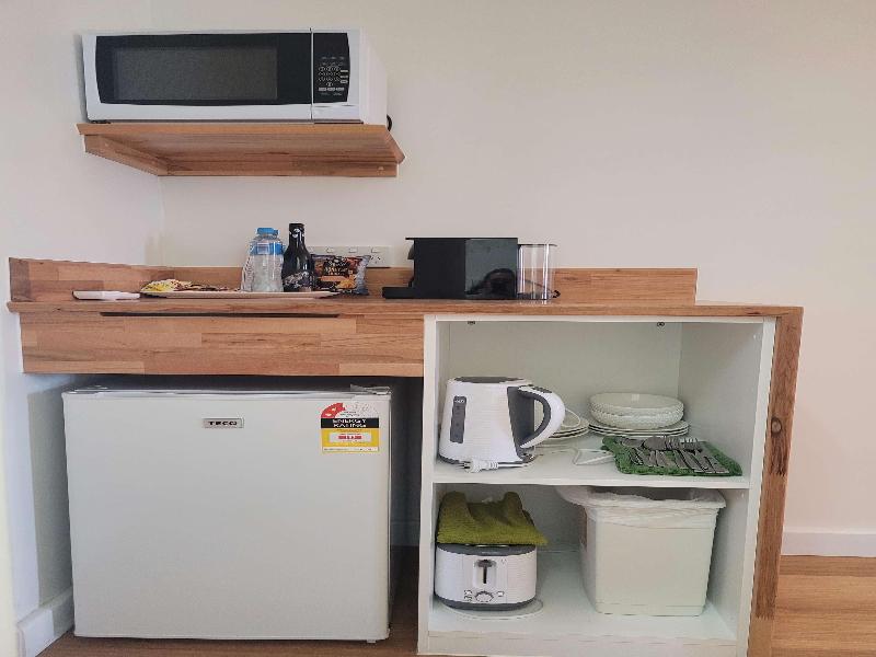 SureStay by Best Western The Clarence on Melville image