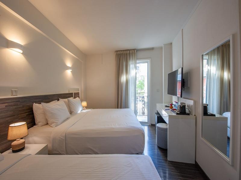 Centrum Hotel image