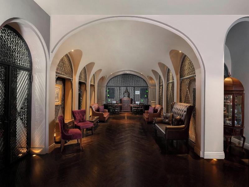 Hotel Muse Bangkok, Autograph Collection image