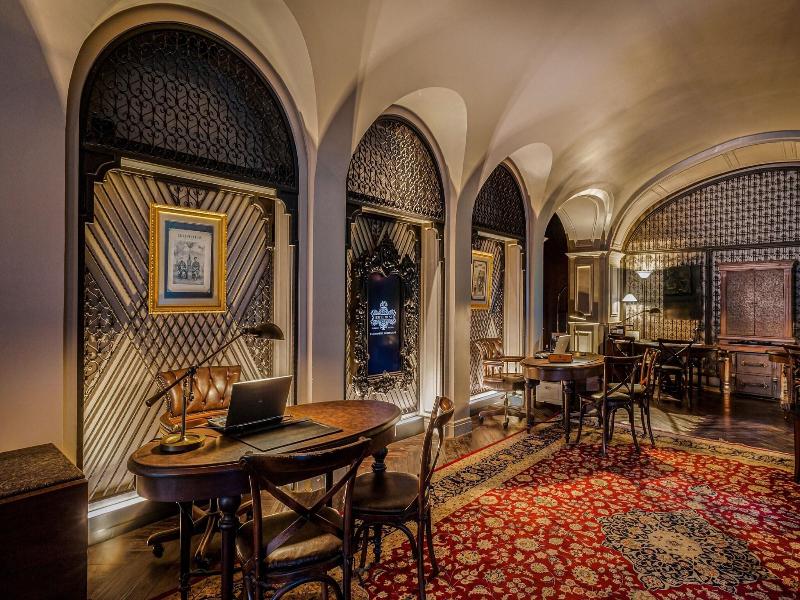 Hotel Muse Bangkok, Autograph Collection image