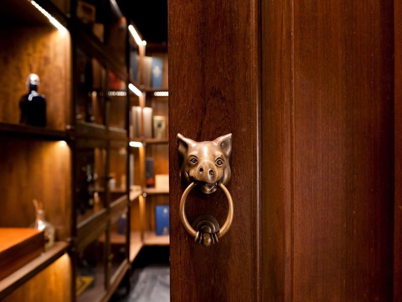 Hotel Muse Bangkok, Autograph Collection image