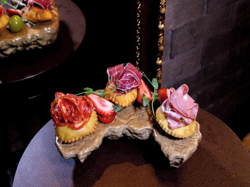 Hotel Muse Bangkok, Autograph Collection image