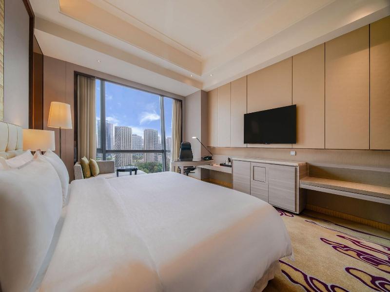 Room, 1 King Bed, City View