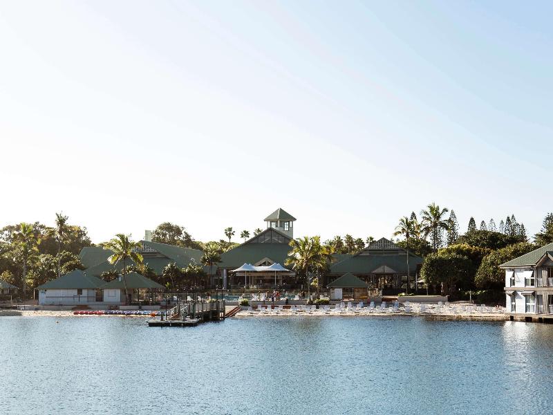Novotel Sunshine Coast Resort image