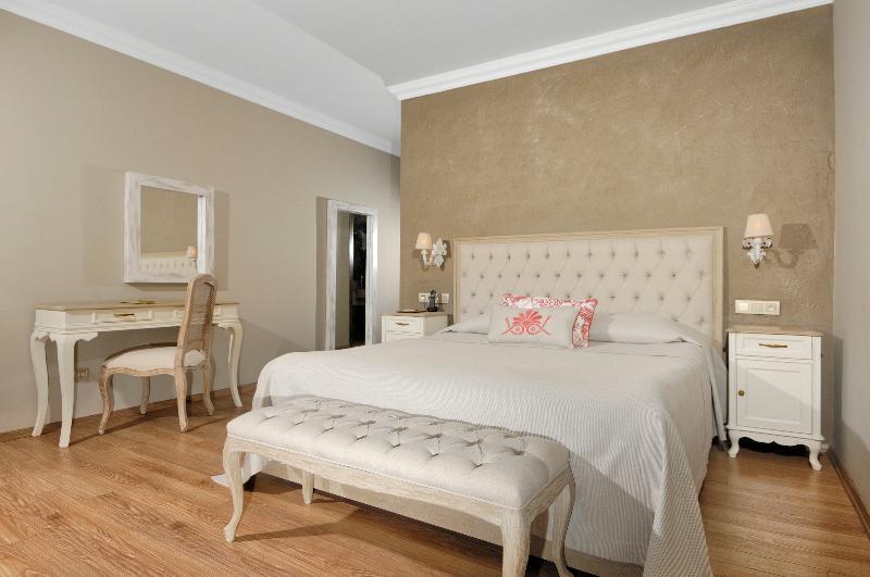 Sarpedor Boutique Hotel image