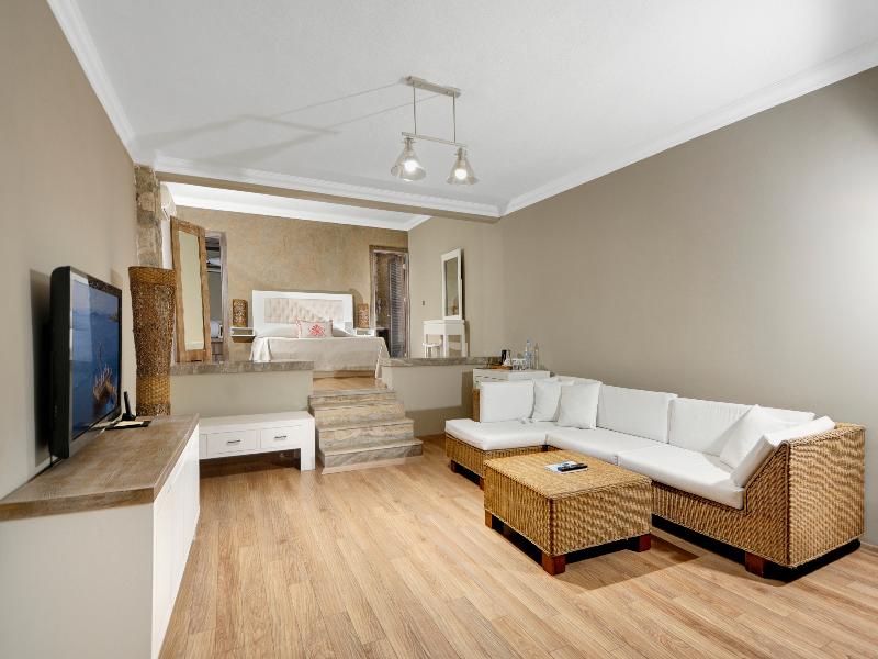 Sarpedor Boutique Hotel image