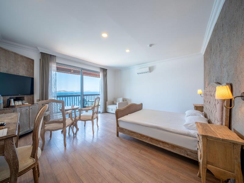 Sarpedor Boutique Hotel image
