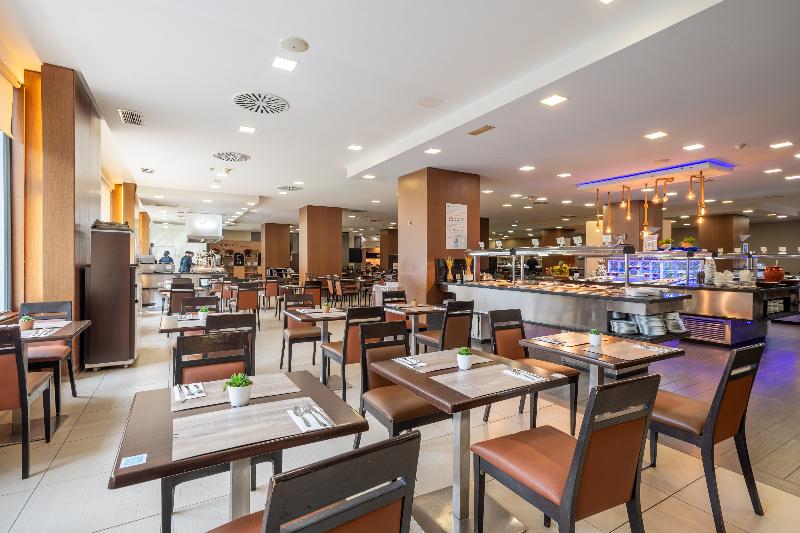 Leonardo Torremolinos Costa del Sol image